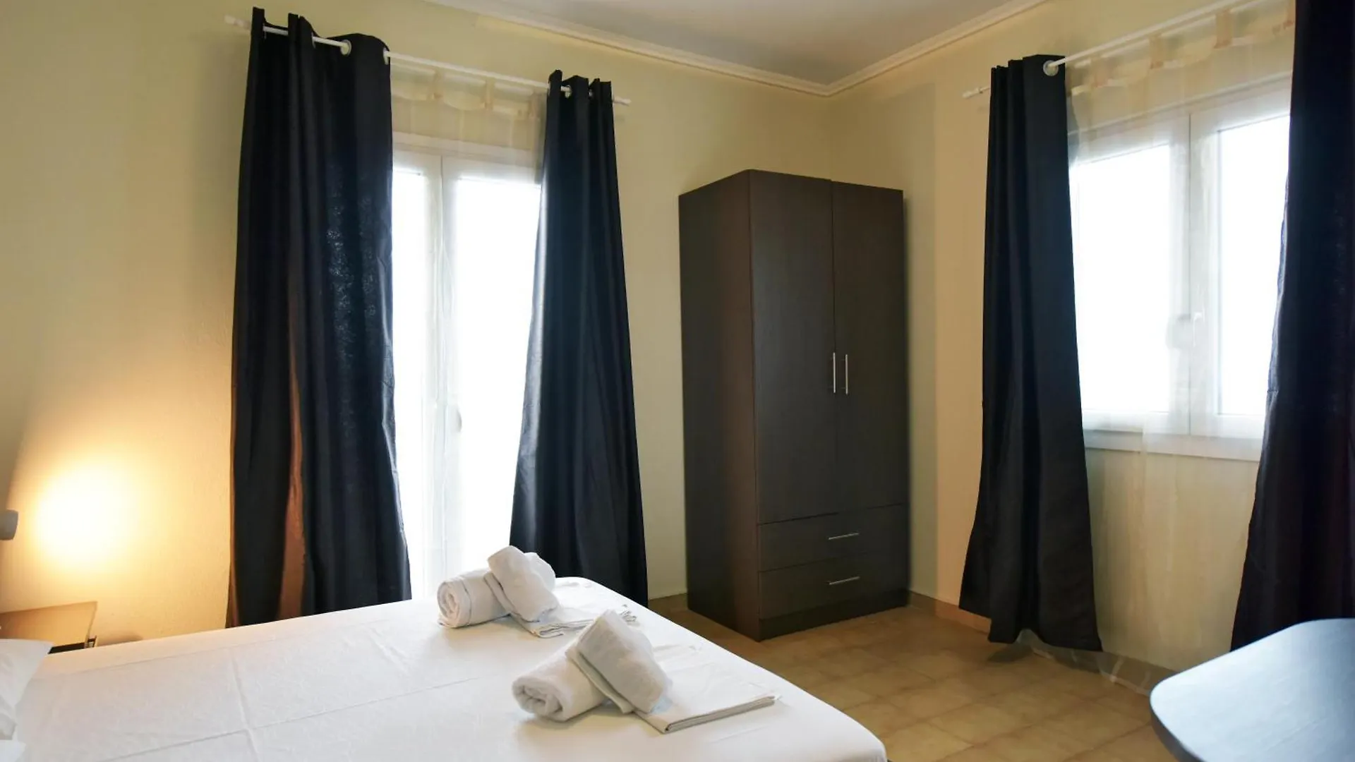 Haus Jorgos Apartments By Booking Kottas Paralia Dionysiou Aparthotel